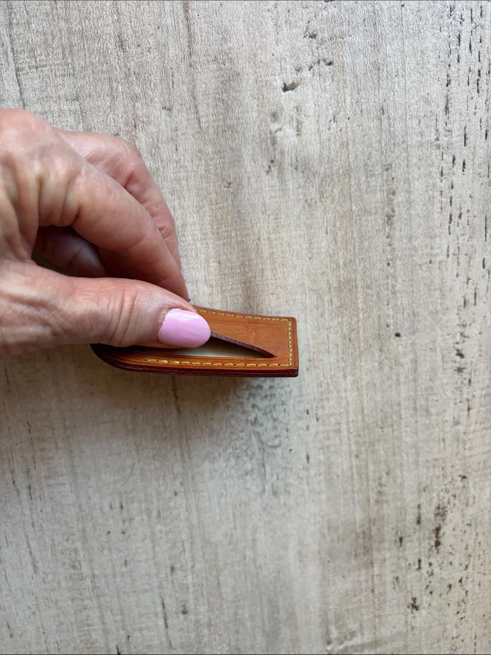Louis Vuitton Tan Leather Luggage Tag - Picture 3 of 4